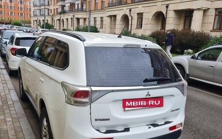 Mitsubishi Outlander III рестайлинг 3, 2012 год, 990 000 рублей, 7 фотография