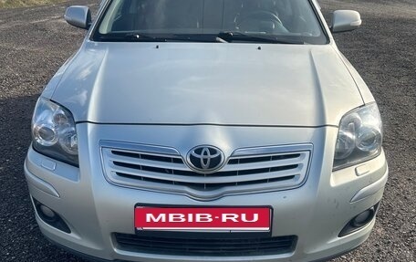 Toyota Avensis III рестайлинг, 2006 год, 1 050 000 рублей, 6 фотография
