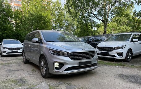 KIA Carnival III, 2020 год, 3 350 000 рублей, 2 фотография