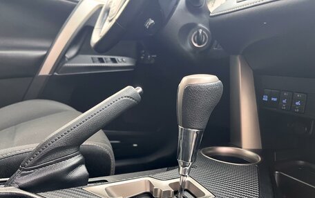 Toyota RAV4, 2015 год, 1 760 000 рублей, 8 фотография