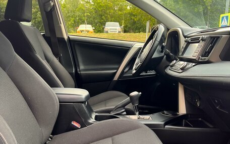 Toyota RAV4, 2015 год, 1 760 000 рублей, 11 фотография