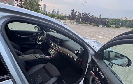 Mercedes-Benz E-Класс, 2021 год, 4 950 000 рублей, 9 фотография