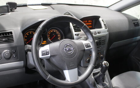 Opel Zafira B, 2012 год, 828 000 рублей, 5 фотография
