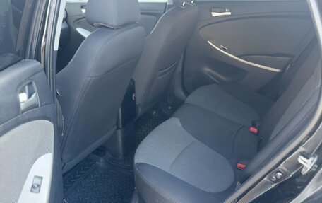 Hyundai Solaris II рестайлинг, 2013 год, 599 990 рублей, 7 фотография