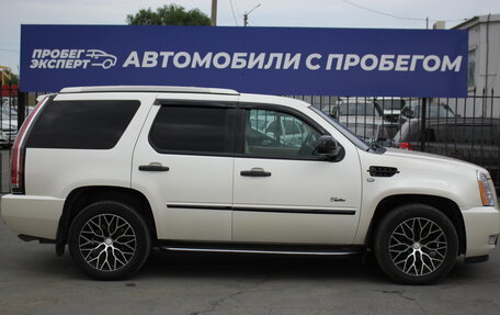 Cadillac Escalade III, 2010 год, 2 080 000 рублей, 4 фотография