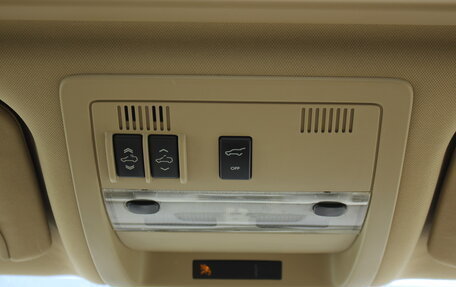 Cadillac Escalade III, 2010 год, 2 080 000 рублей, 11 фотография