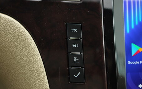 Cadillac Escalade III, 2010 год, 2 080 000 рублей, 13 фотография