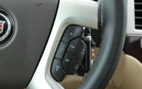 Cadillac Escalade III, 2010 год, 2 080 000 рублей, 16 фотография