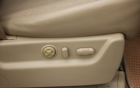 Cadillac Escalade III, 2010 год, 2 080 000 рублей, 23 фотография