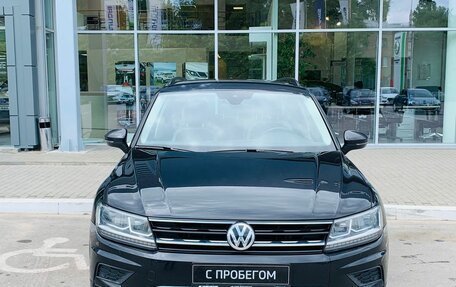 Volkswagen Tiguan II, 2019 год, 2 246 000 рублей, 2 фотография