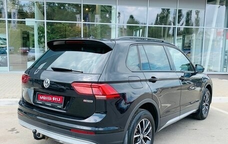 Volkswagen Tiguan II, 2019 год, 2 246 000 рублей, 5 фотография