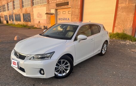 Lexus CT I рестайлинг, 2011 год, 1 390 000 рублей, 2 фотография