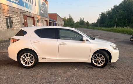 Lexus CT I рестайлинг, 2011 год, 1 390 000 рублей, 4 фотография