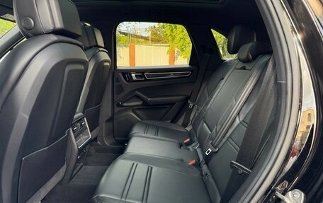 Porsche Cayenne III, 2021 год, 11 600 000 рублей, 15 фотография