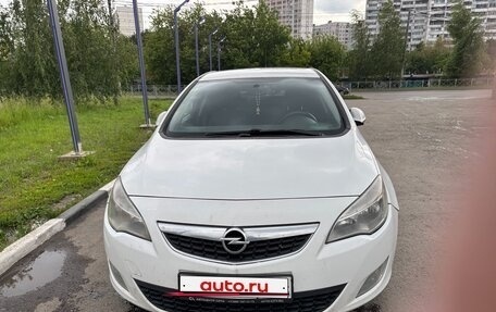 Opel Astra J, 2012 год, 650 000 рублей, 1 фотография