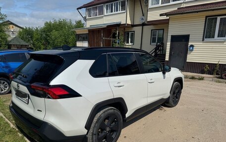 Toyota RAV4, 2022 год, 3 750 000 рублей, 1 фотография