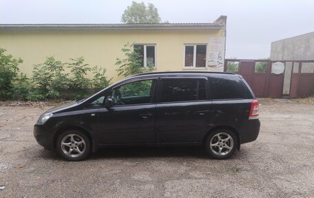 Opel Zafira B, 2011 год, 850 000 рублей, 2 фотография