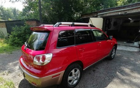 Mitsubishi Outlander III рестайлинг 3, 2002 год, 700 000 рублей, 7 фотография