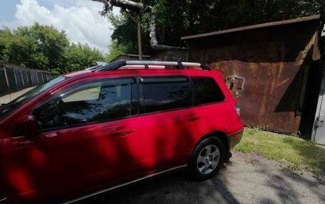 Mitsubishi Outlander III рестайлинг 3, 2002 год, 700 000 рублей, 8 фотография