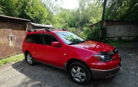 Mitsubishi Outlander III рестайлинг 3, 2002 год, 700 000 рублей, 2 фотография