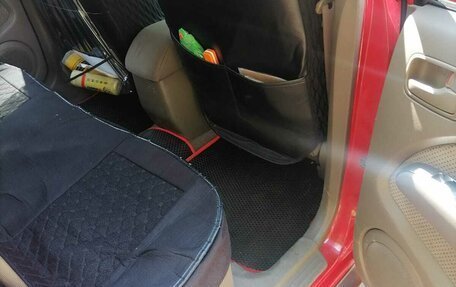 Mitsubishi Outlander III рестайлинг 3, 2002 год, 700 000 рублей, 16 фотография