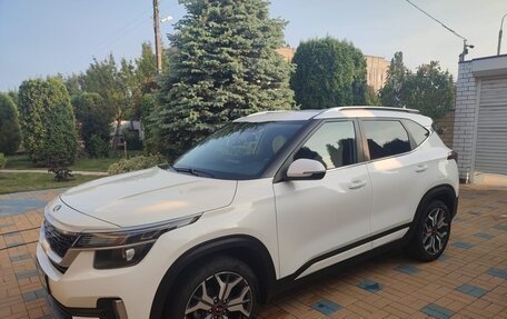 KIA Seltos I, 2020 год, 1 990 000 рублей, 2 фотография