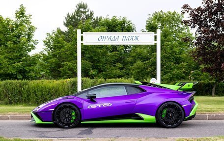 Lamborghini Huracán, 2022 год, 37 000 000 рублей, 10 фотография
