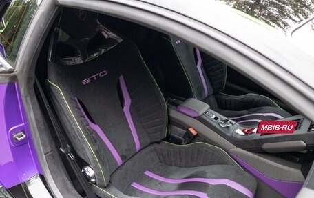 Lamborghini Huracán, 2022 год, 37 000 000 рублей, 13 фотография