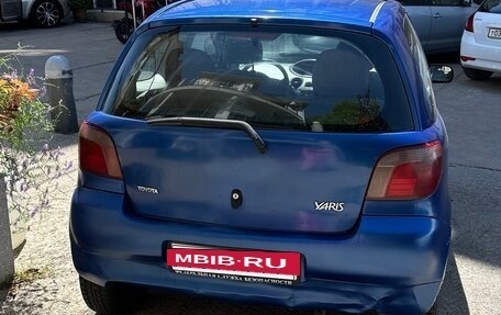 Toyota Yaris I рестайлинг, 1999 год, 380 000 рублей, 3 фотография