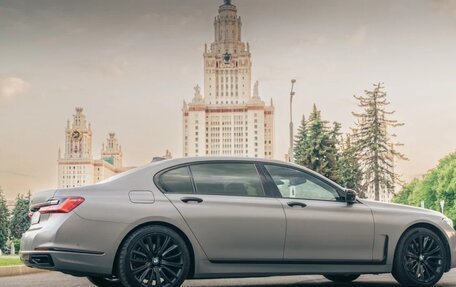 BMW 7 серия, 2021 год, 5 900 000 рублей, 5 фотография
