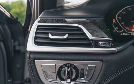 BMW 7 серия, 2021 год, 5 900 000 рублей, 26 фотография