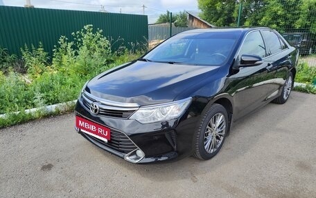 Toyota Camry, 2017 год, 2 234 000 рублей, 4 фотография