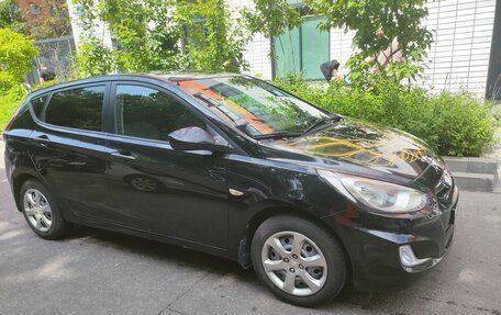 Hyundai Solaris II рестайлинг, 2014 год, 800 000 рублей, 6 фотография