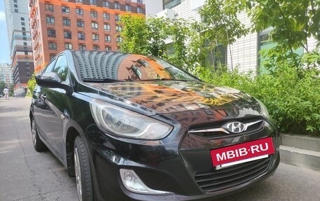 Hyundai Solaris II рестайлинг, 2014 год, 800 000 рублей, 3 фотография