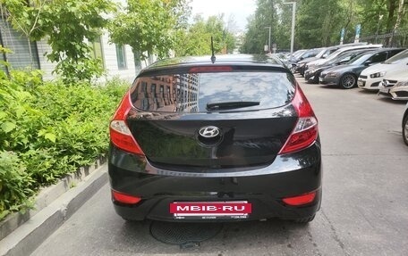 Hyundai Solaris II рестайлинг, 2014 год, 800 000 рублей, 5 фотография