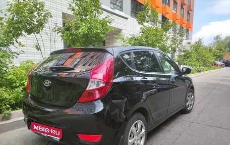 Hyundai Solaris II рестайлинг, 2014 год, 800 000 рублей, 2 фотография