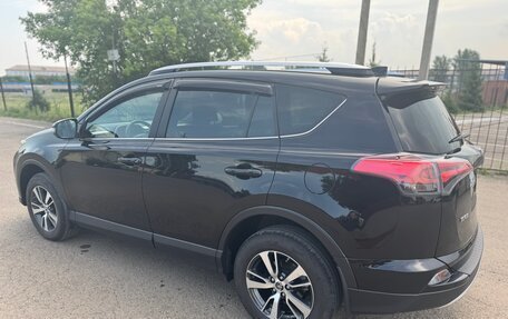 Toyota RAV4, 2018 год, 3 100 000 рублей, 5 фотография