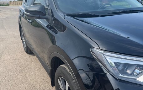 Toyota RAV4, 2018 год, 3 100 000 рублей, 12 фотография