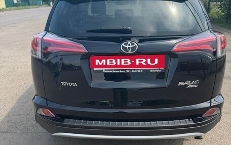 Toyota RAV4, 2018 год, 3 100 000 рублей, 7 фотография