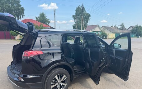 Toyota RAV4, 2018 год, 3 100 000 рублей, 35 фотография