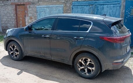 KIA Sportage IV рестайлинг, 2020 год, 2 450 000 рублей, 3 фотография