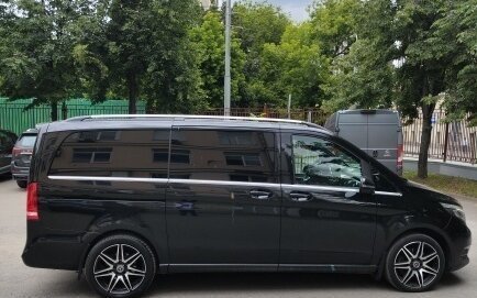 Mercedes-Benz V-Класс, 2018 год, 4 227 000 рублей, 9 фотография