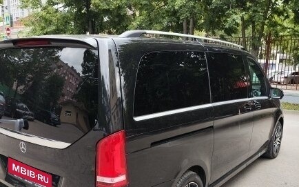 Mercedes-Benz V-Класс, 2018 год, 4 227 000 рублей, 13 фотография