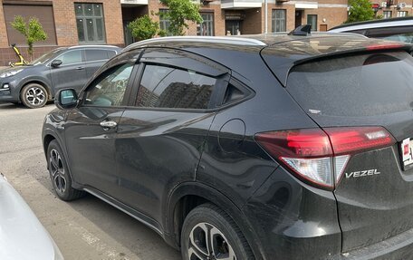 Honda Vezel, 2017 год, 1 650 000 рублей, 3 фотография