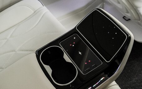 Mercedes-Benz V-Класс, 2024 год, 11 999 999 рублей, 29 фотография