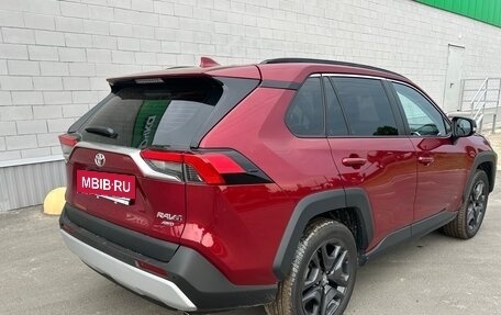 Toyota RAV4, 2023 год, 3 600 000 рублей, 3 фотография
