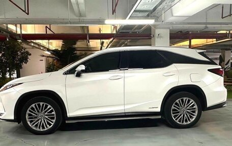 Lexus RX IV рестайлинг, 2022 год, 10 310 000 рублей, 3 фотография