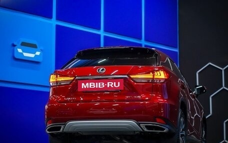 Lexus RX IV рестайлинг, 2021 год, 5 800 000 рублей, 6 фотография