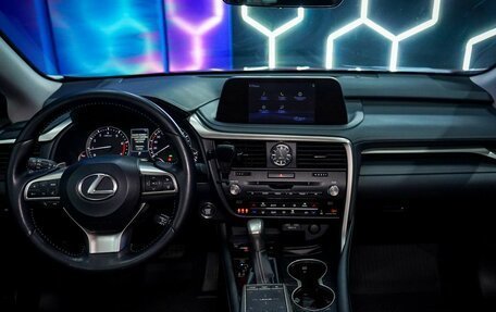 Lexus RX IV рестайлинг, 2021 год, 5 800 000 рублей, 11 фотография