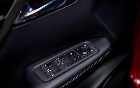 Lexus RX IV рестайлинг, 2021 год, 5 800 000 рублей, 30 фотография